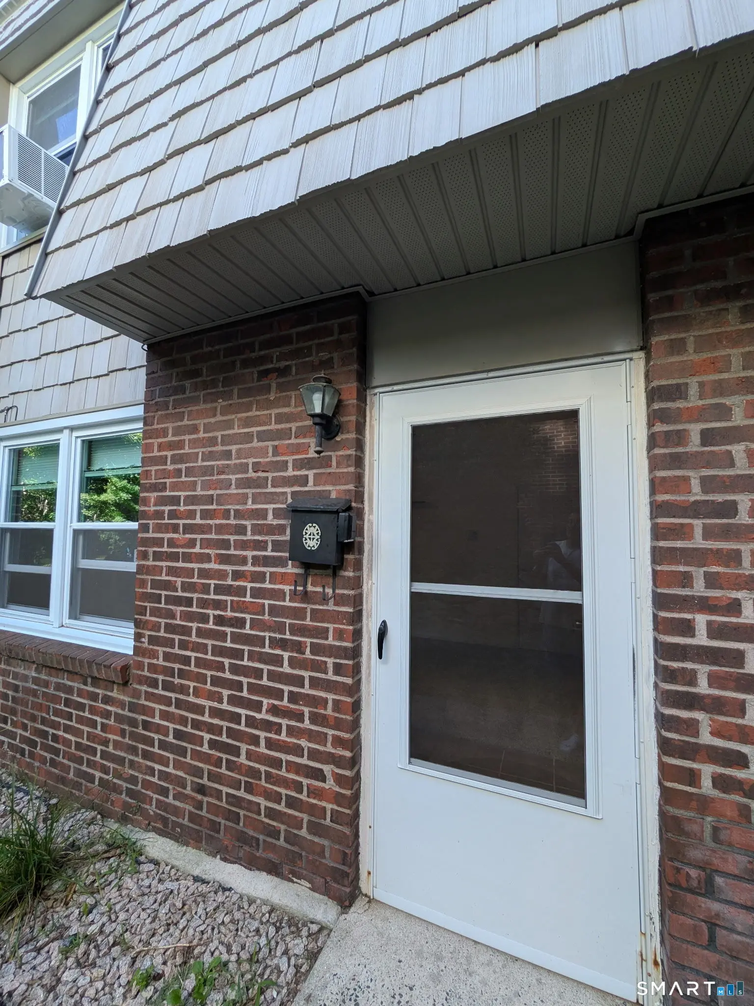 61 Dover Court B, Branford