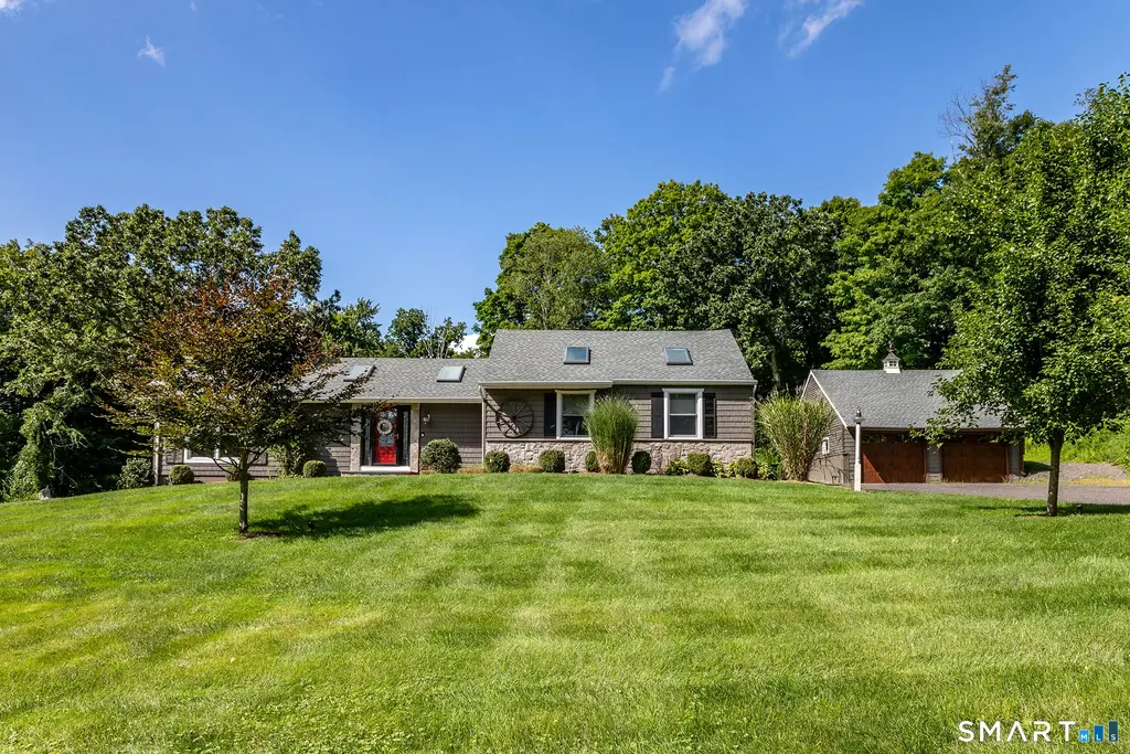 31 Bethwood Lane, Woodbury