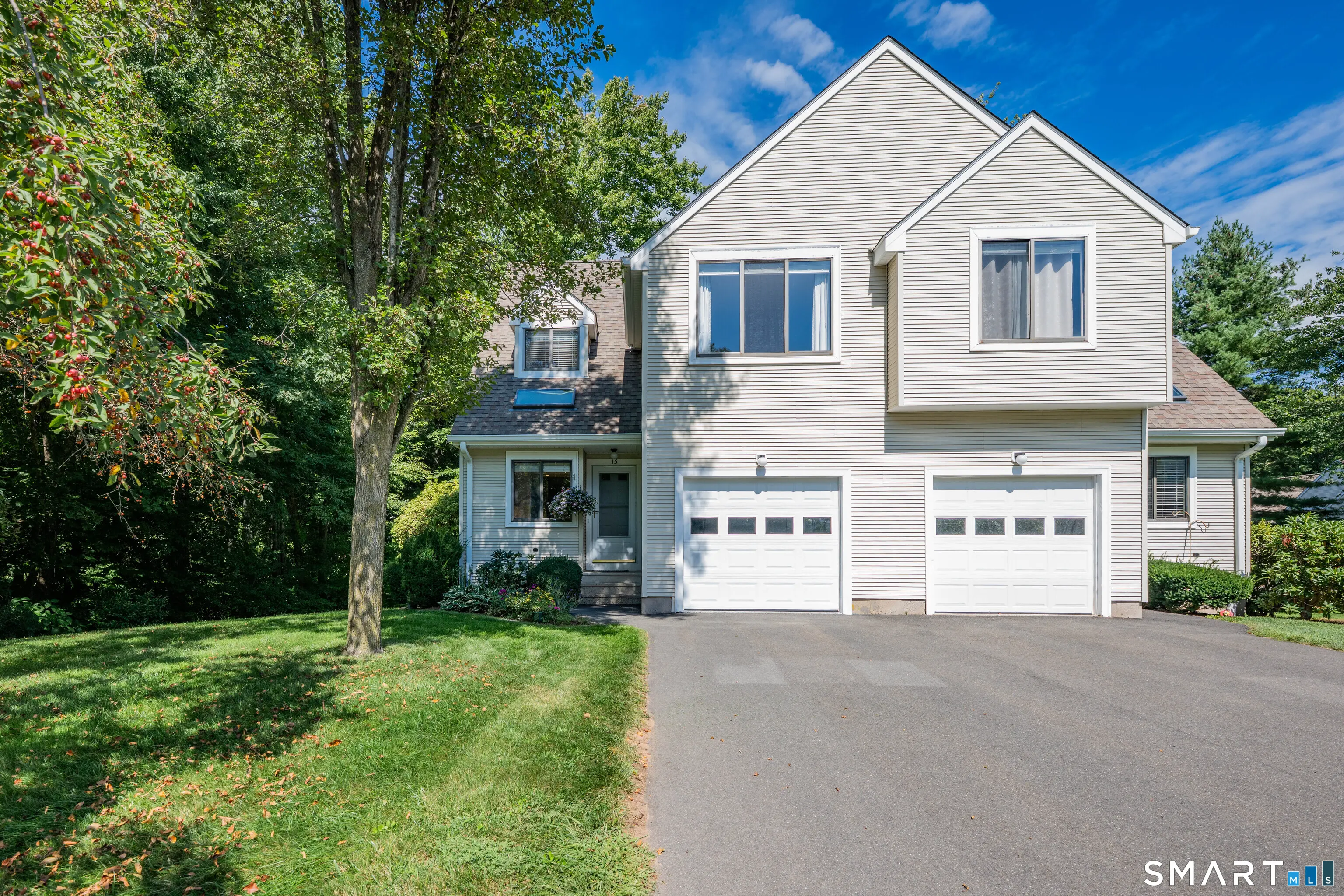 15 Stream Court 106, Farmington