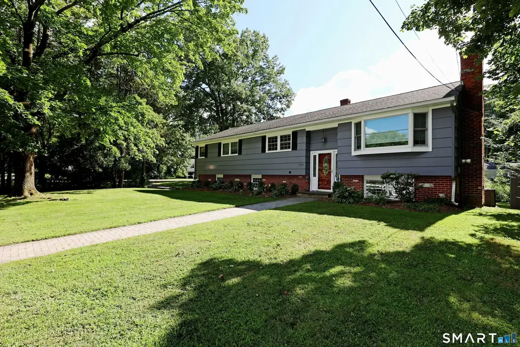 1303 Melville Avenue, Fairfield