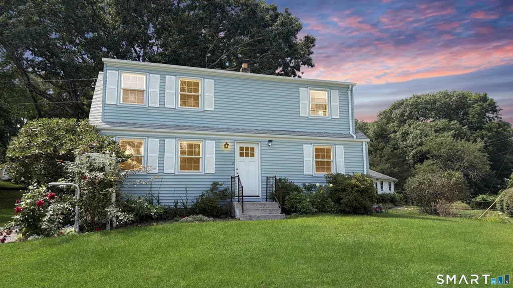 7 Massachusetts Road, Montville