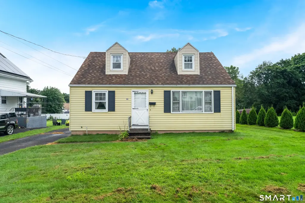 98 Wilbur Avenue, Meriden