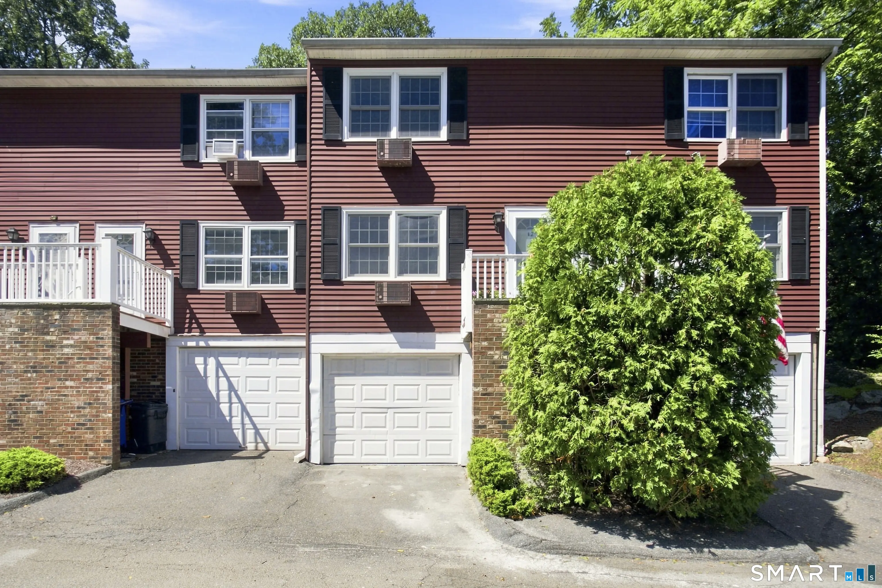 12 Camelot Drive A2, Norwalk