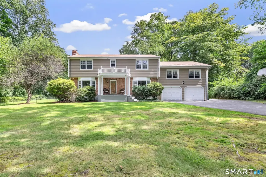 130 Hinman Street, Stratford
