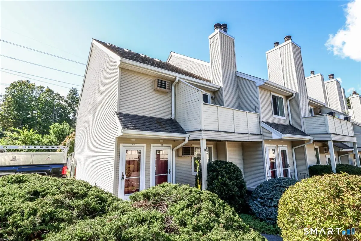 178 Willow Springs 178, New Milford