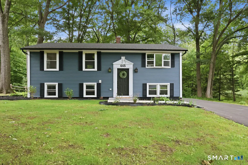 445 Lincoln Drive, Cheshire
