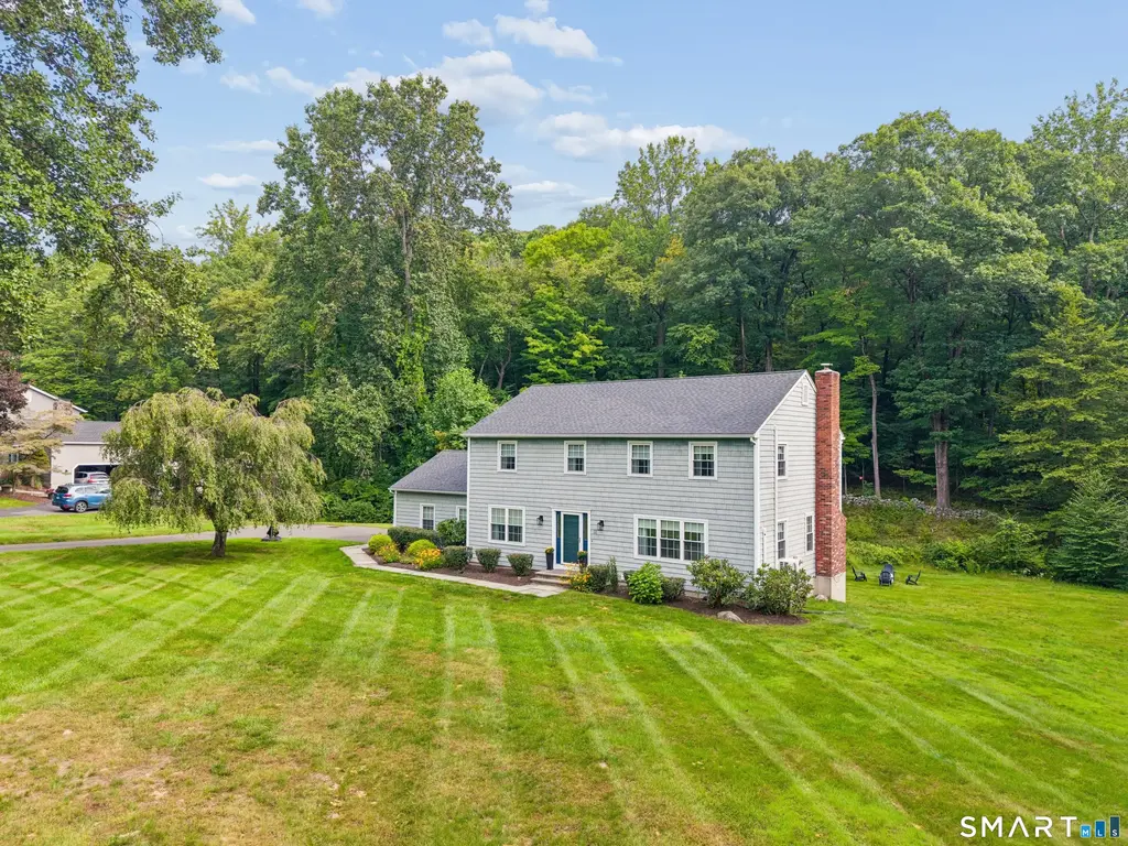 11 Autumn Drive, Danbury