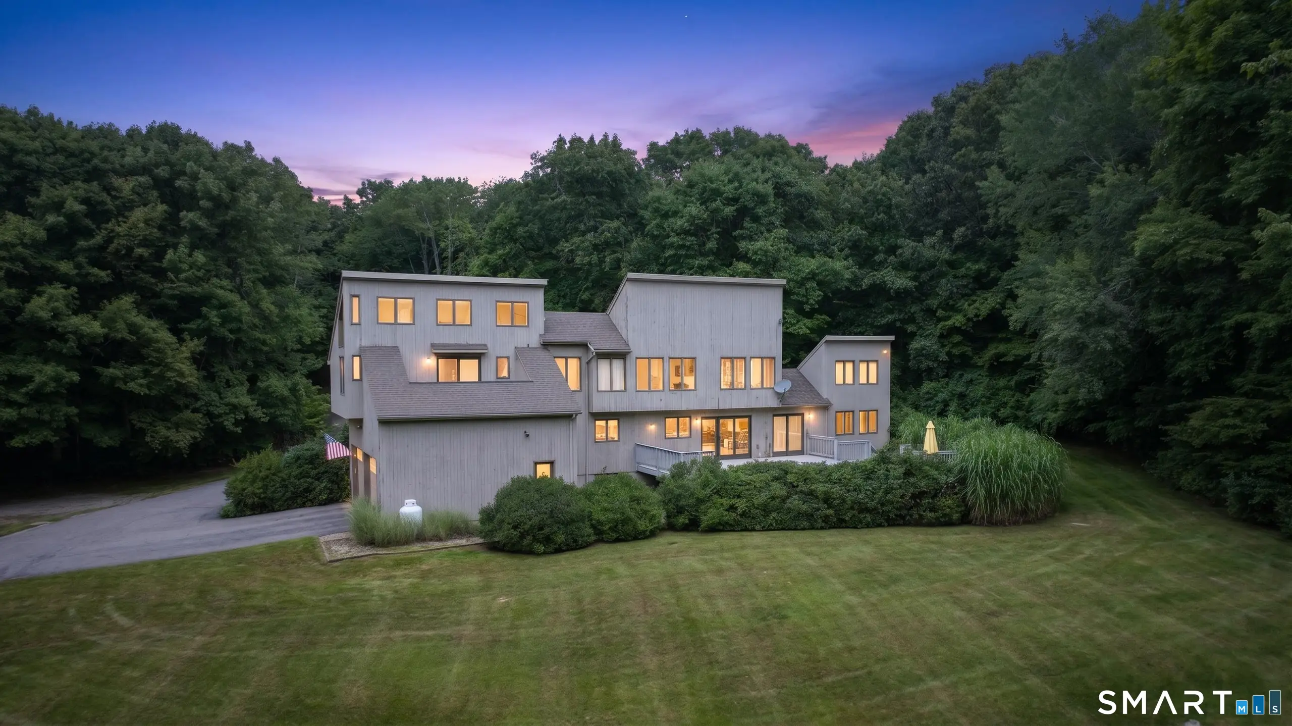 275 Randall Road, Lebanon
