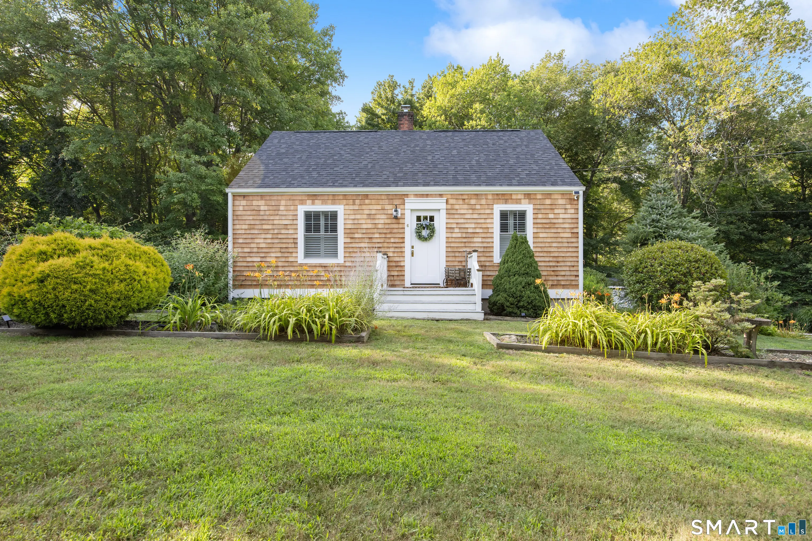 6 Bower Road, Madison