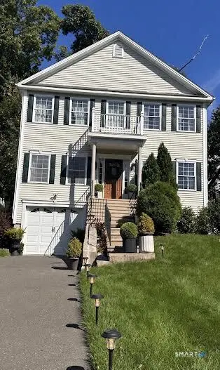 85 Hampton Road, Waterbury