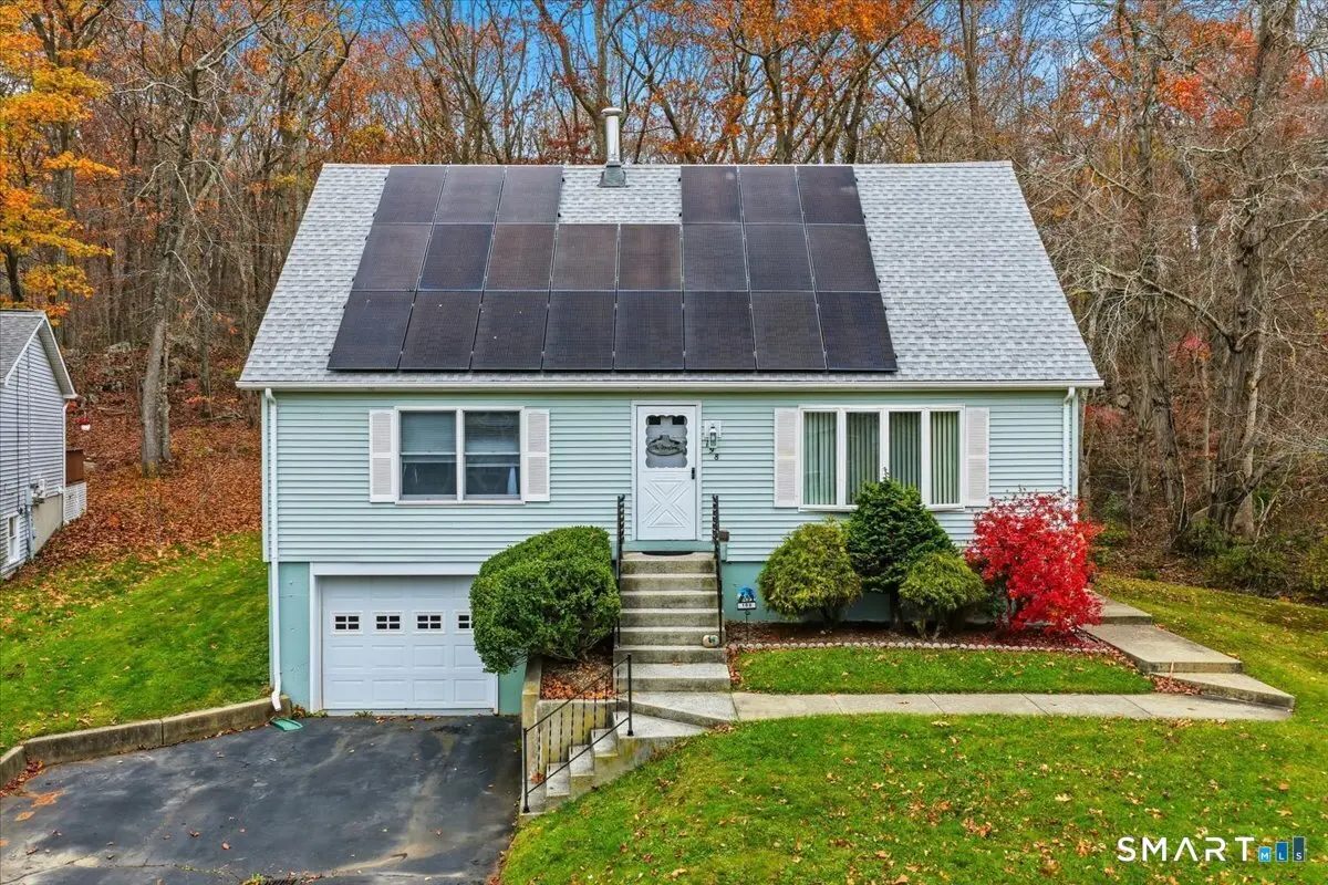 198 Dartmouth Drive, Groton