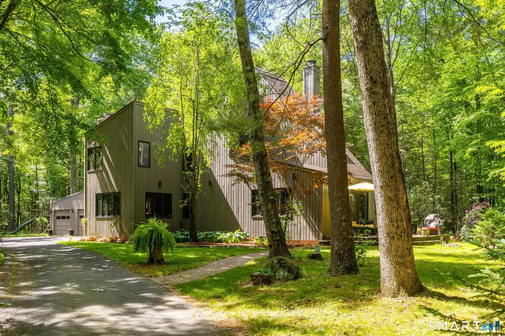 207 Barbourtown Road, Canton