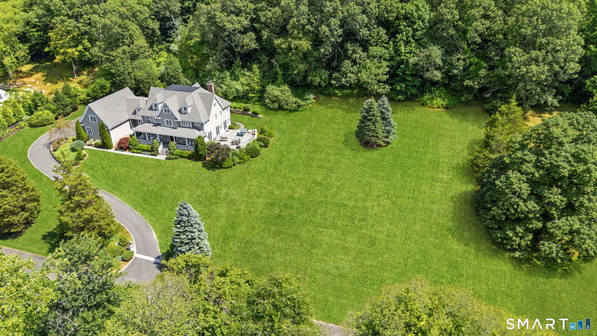 2 Longwood Drive, Redding