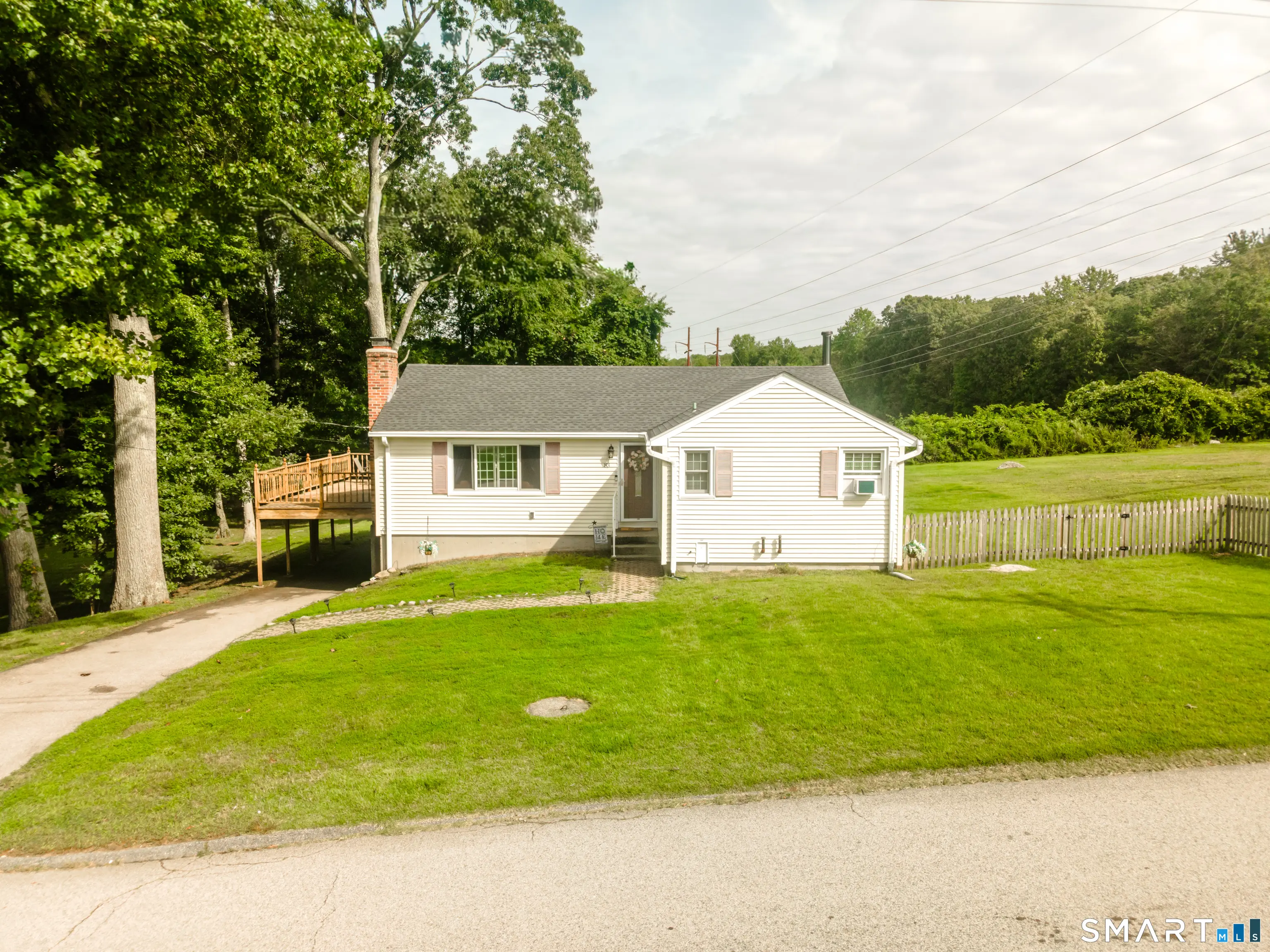 83 Woodland Drive, Montville