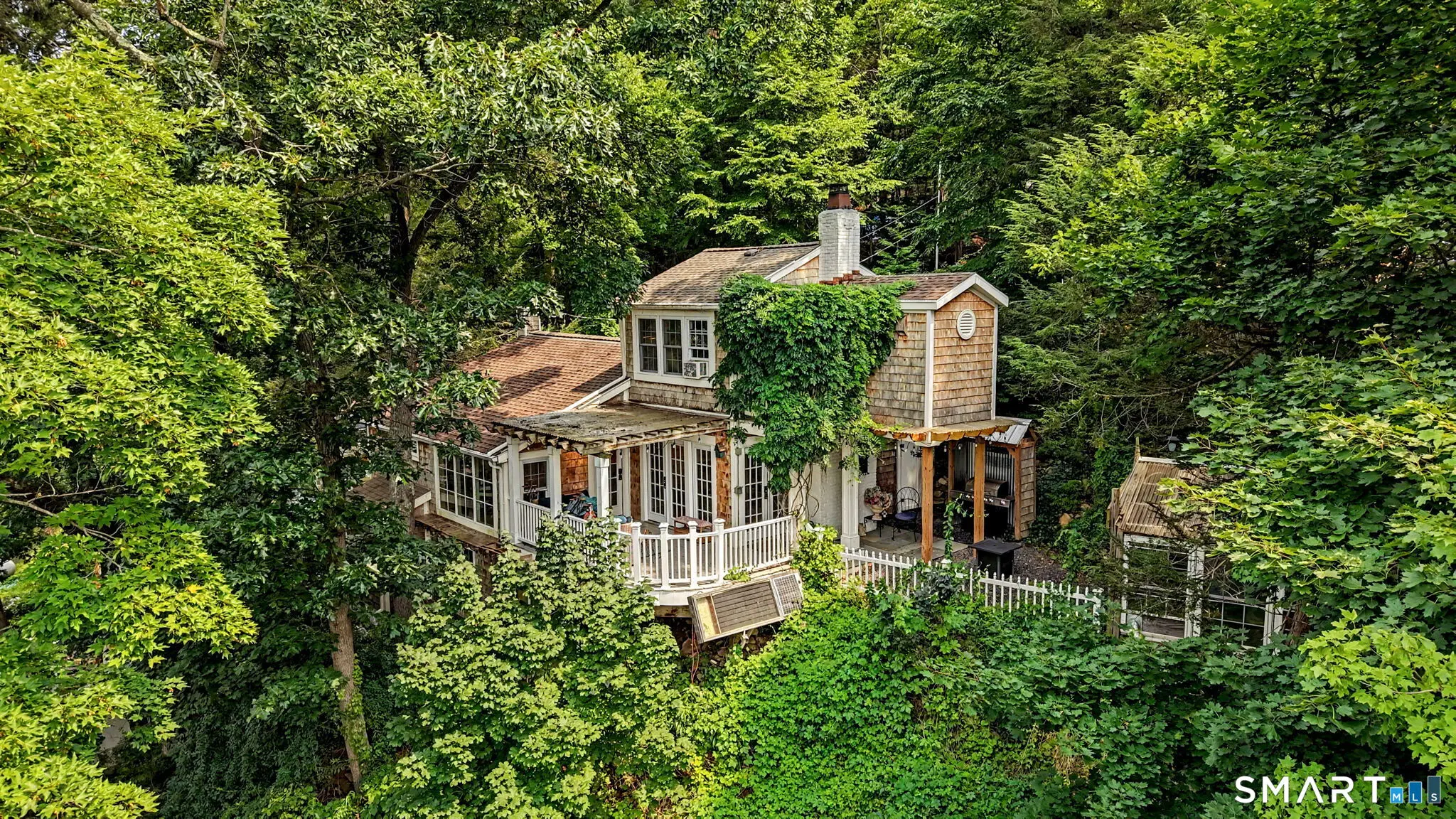 170 Lower Fish Rock Road, Southbury