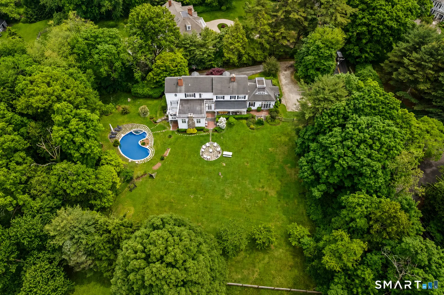 125 West Road, New Canaan