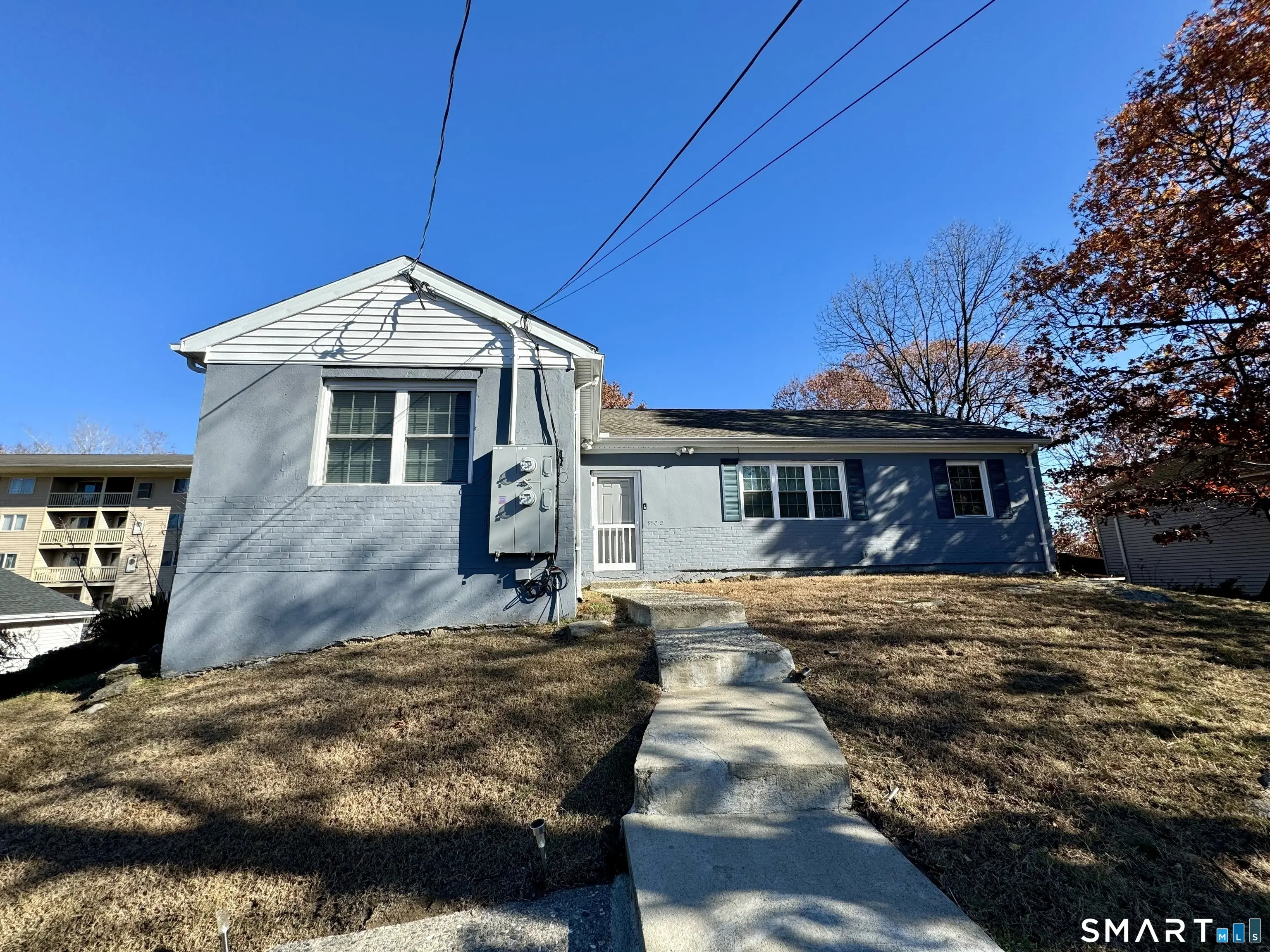 950 Lindley Street, Bridgeport