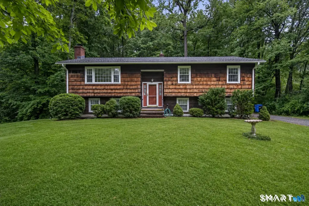 59 Countryside Drive, Monroe