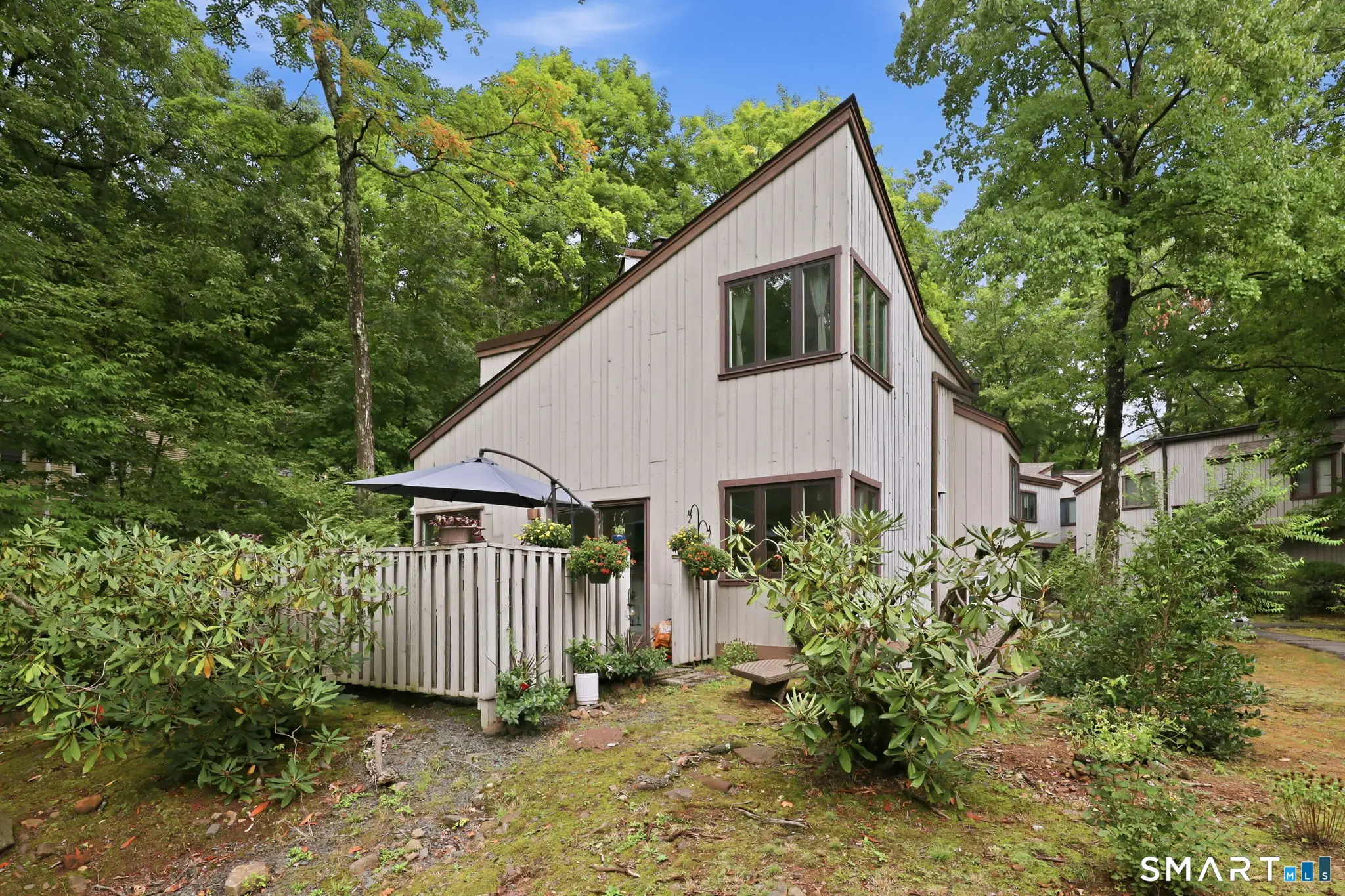 8 Staunton Court A, Farmington
