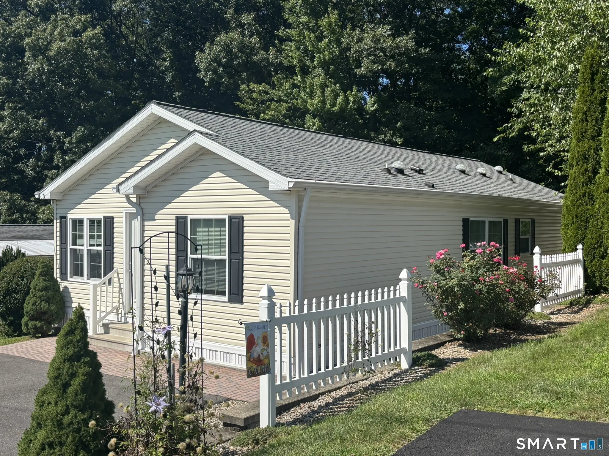 31 North Road, Southington
