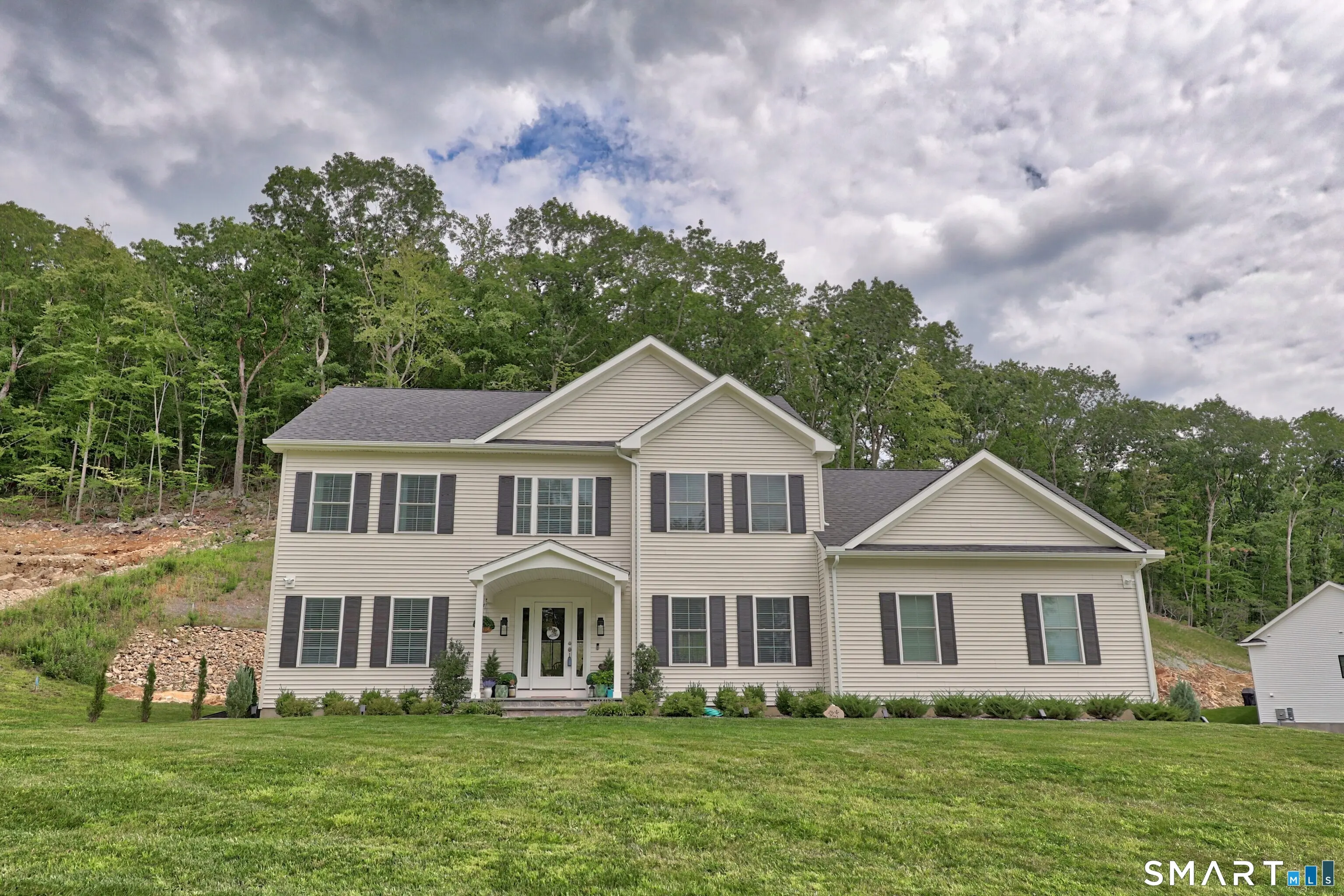 18 Hunting Ridge Road, Middlebury
