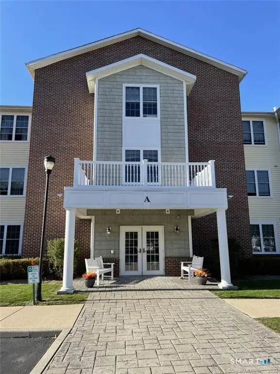 2590 Gold Star Highway 104, Groton