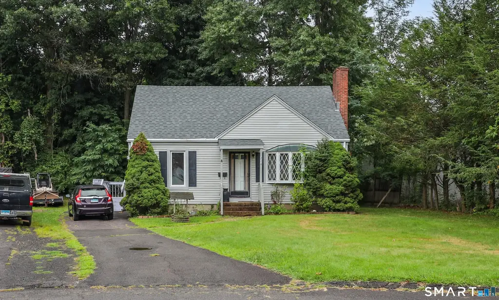 224 Abbotsford Avenue, West Hartford