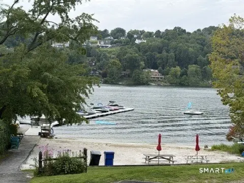 N/A, New Milford