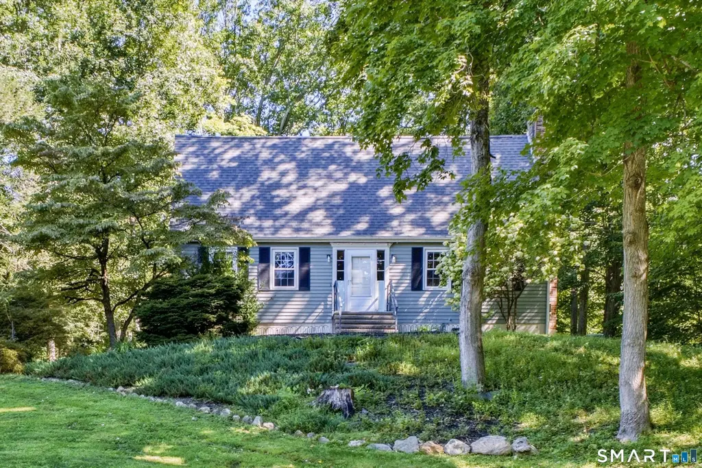 89 Janeway Drive, Guilford
