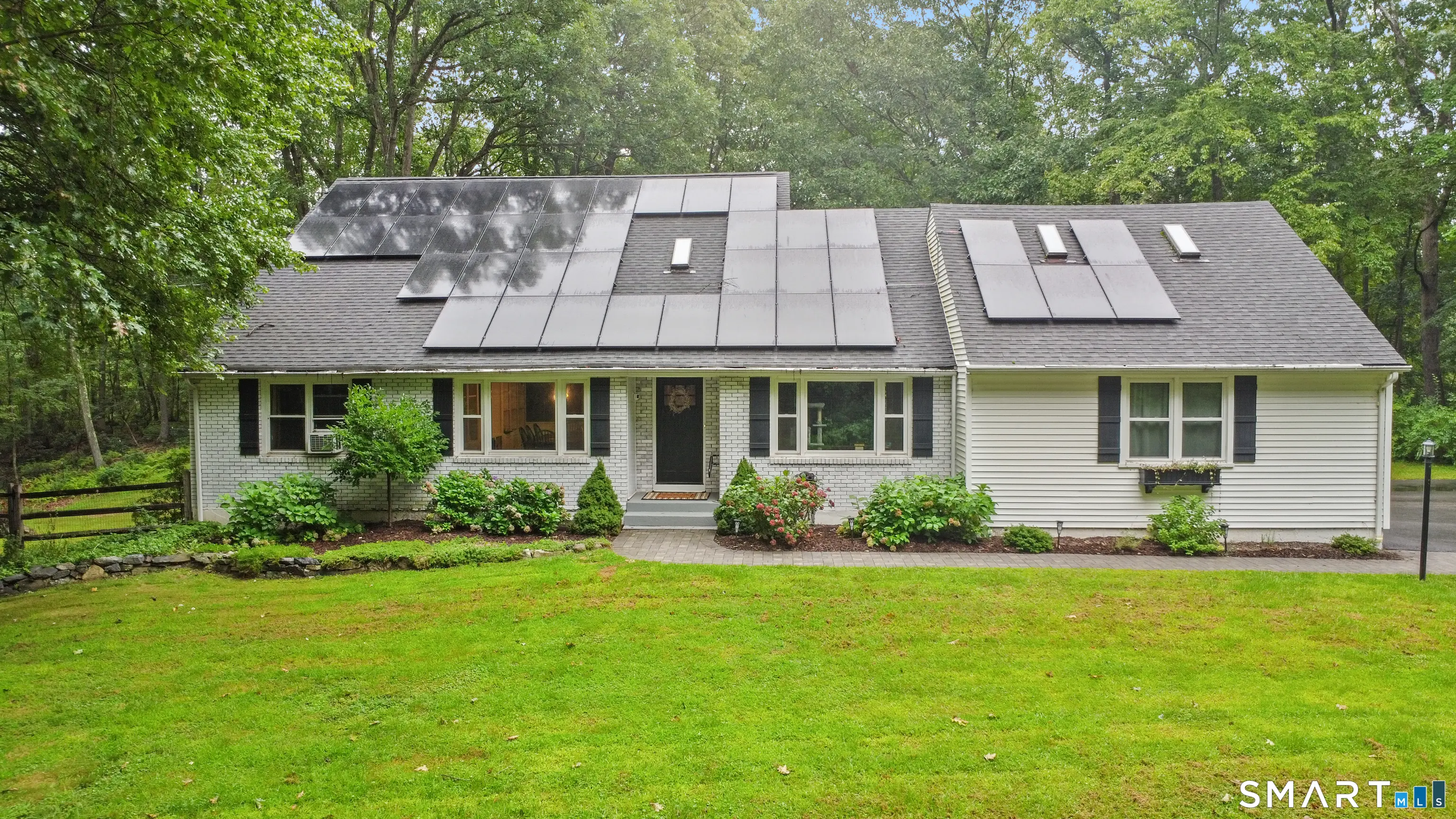 182 Old Cart Road, Haddam