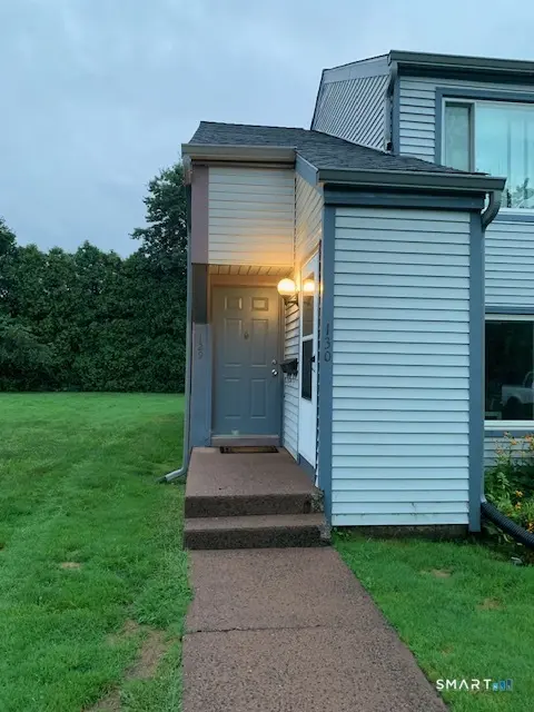 129 Candlewood Drive 129, South Windsor