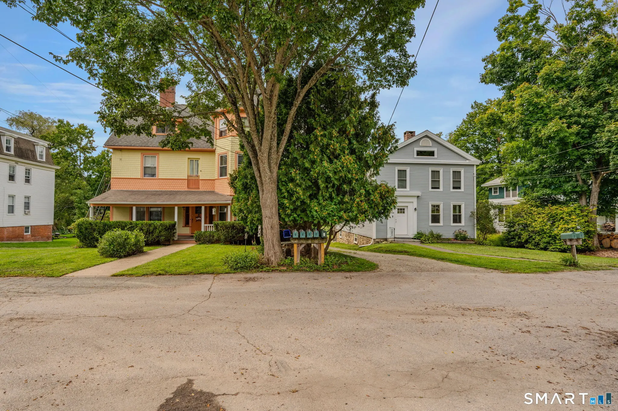 23 Plains Road, East Haddam