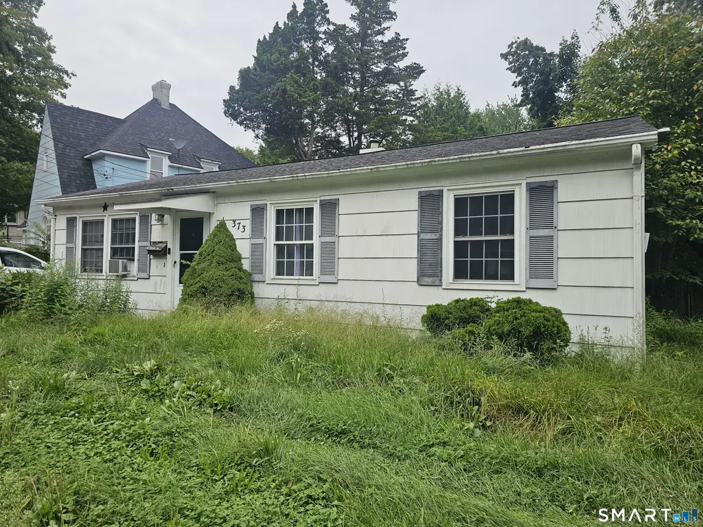 373 Jefferson Avenue, New London