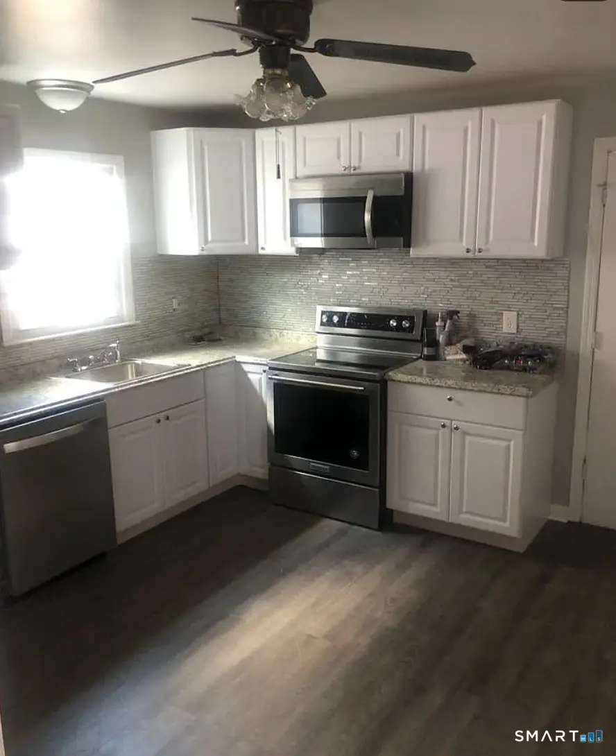 114 Cleveland Avenue, Bridgeport