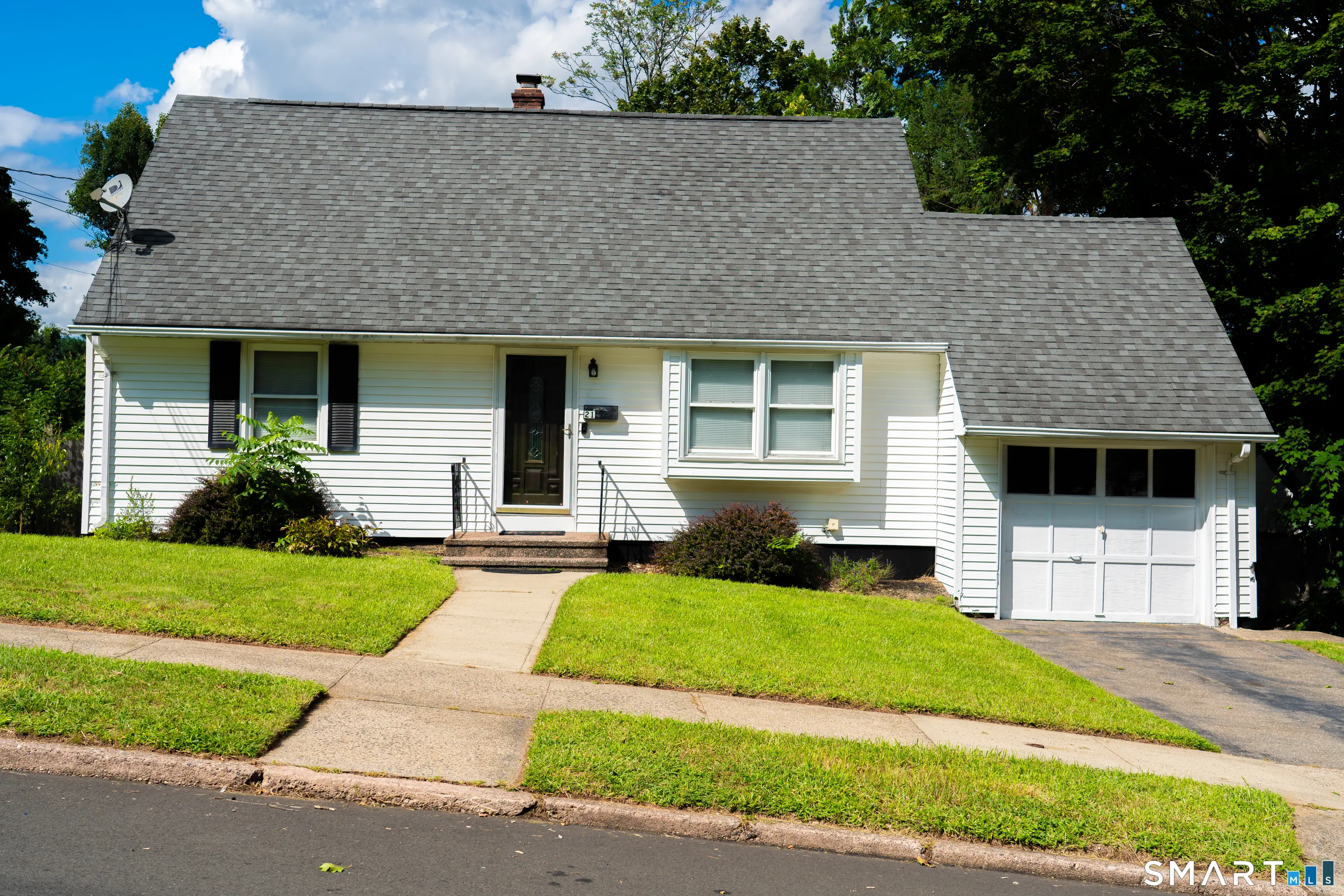 21 Westerfield Road, Hamden
