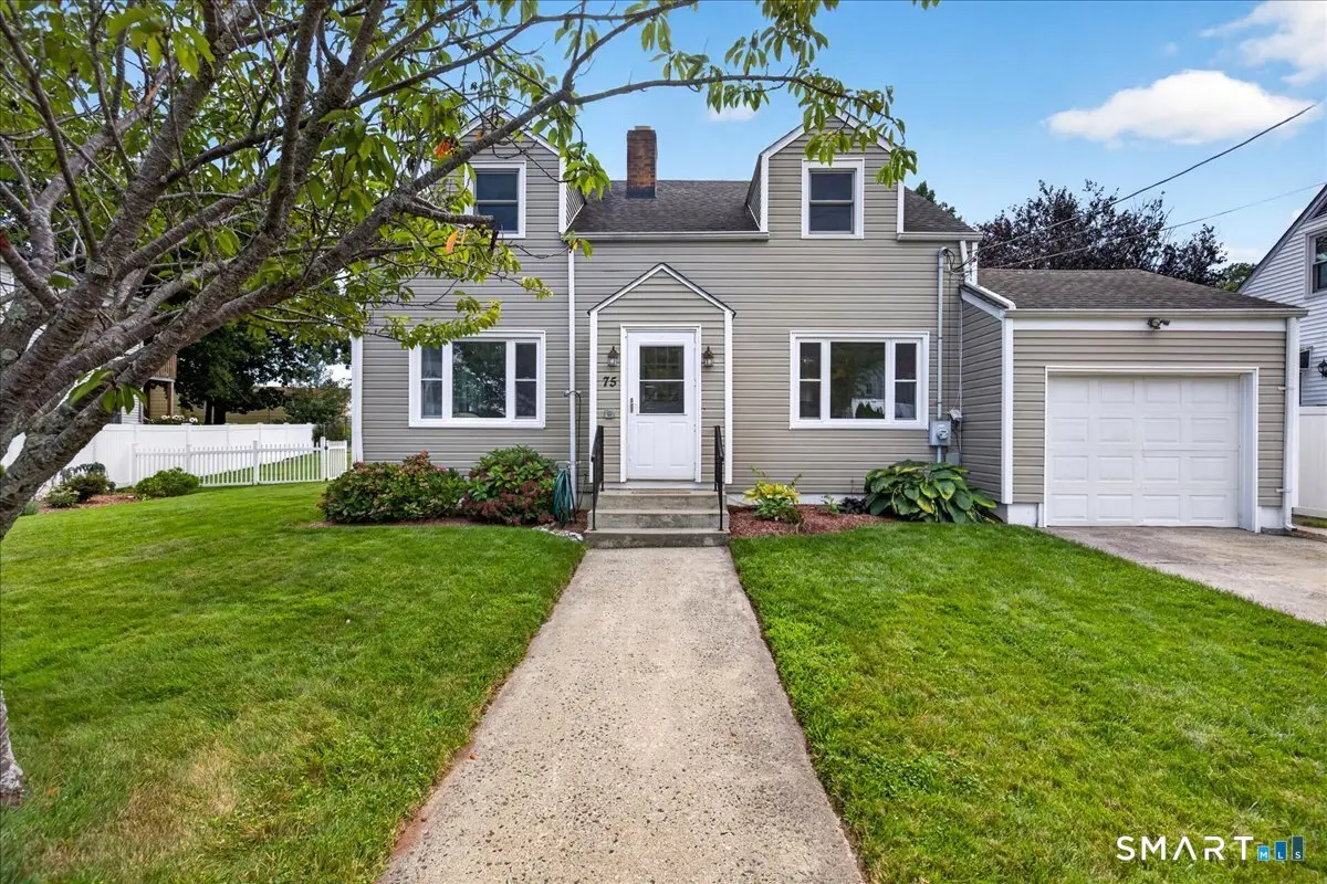 75 Meadow View Road, New Haven
