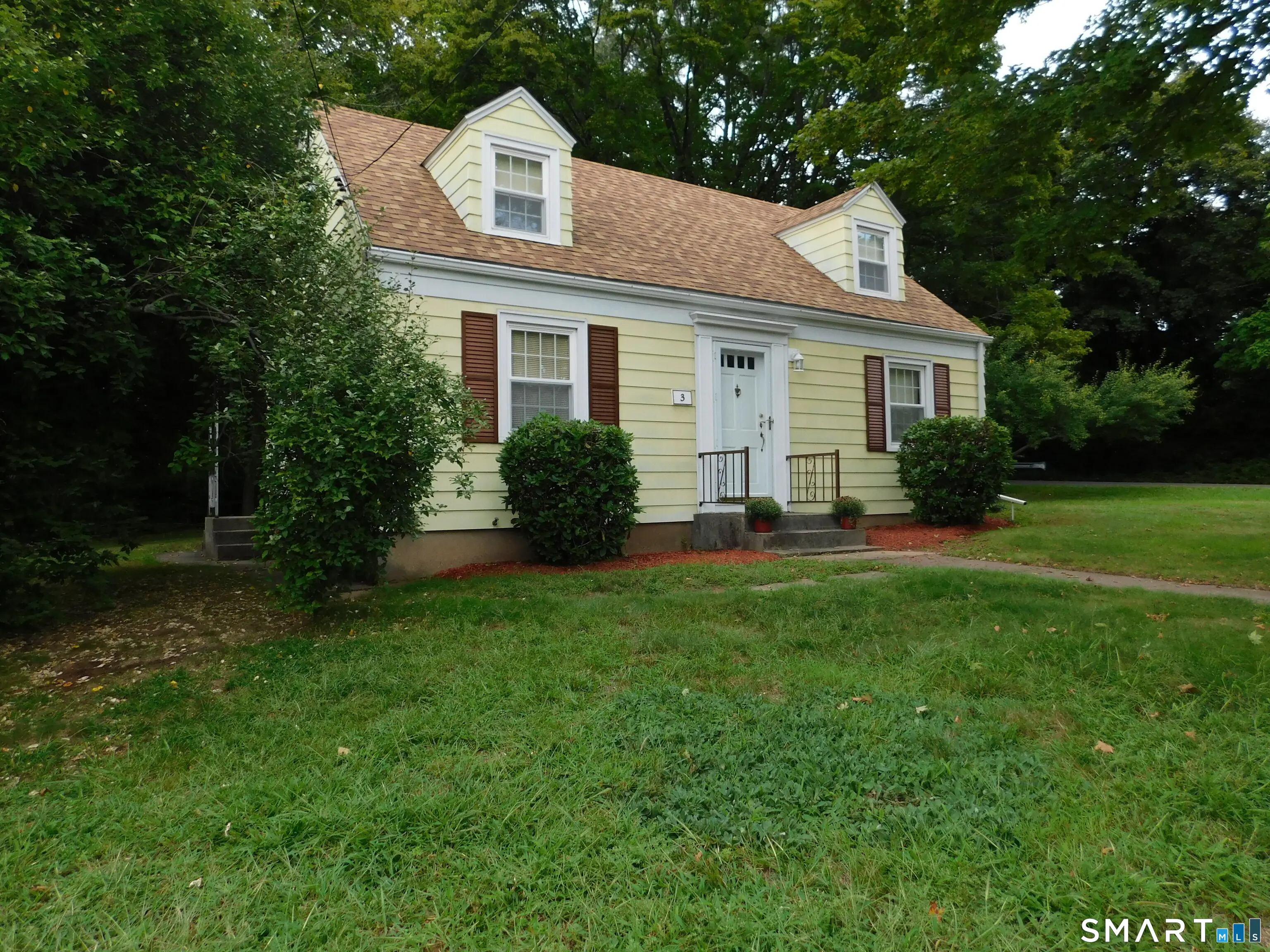 3 Pleasant Drive, Hamden