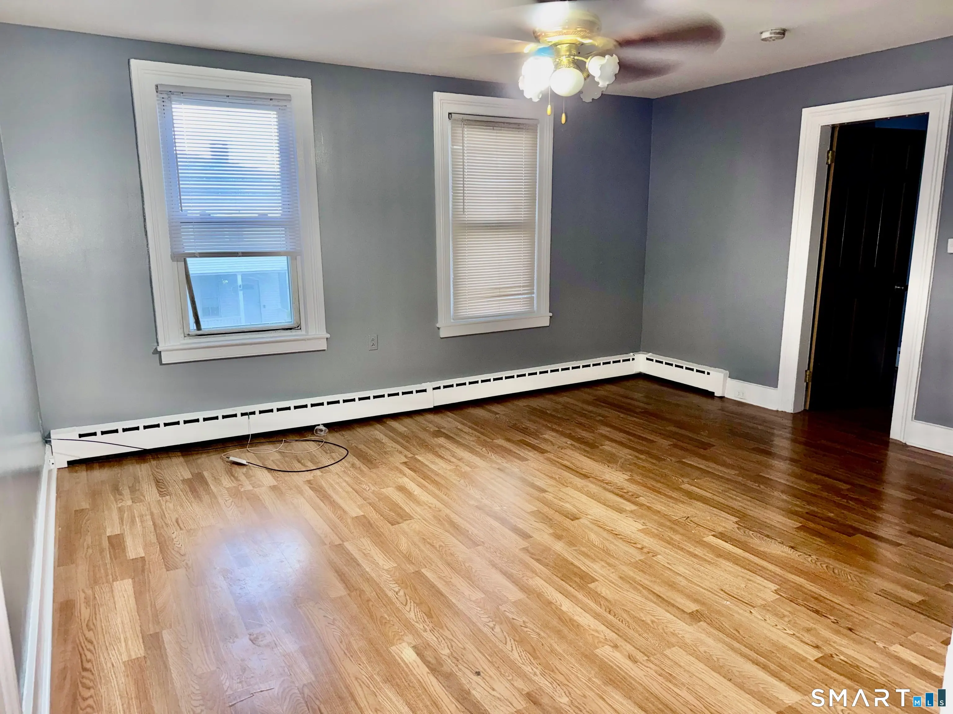 196 Park Street 2f, Bridgeport