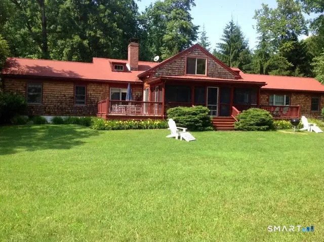 310 Twin Lakes Road, Salisbury