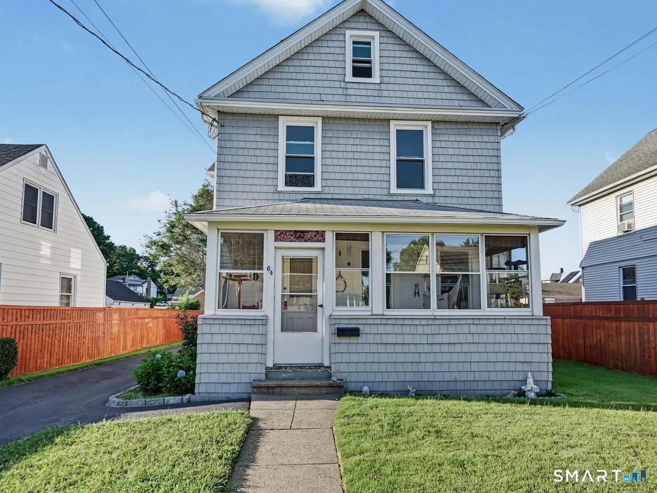 64 Glendale Avenue, Bridgeport