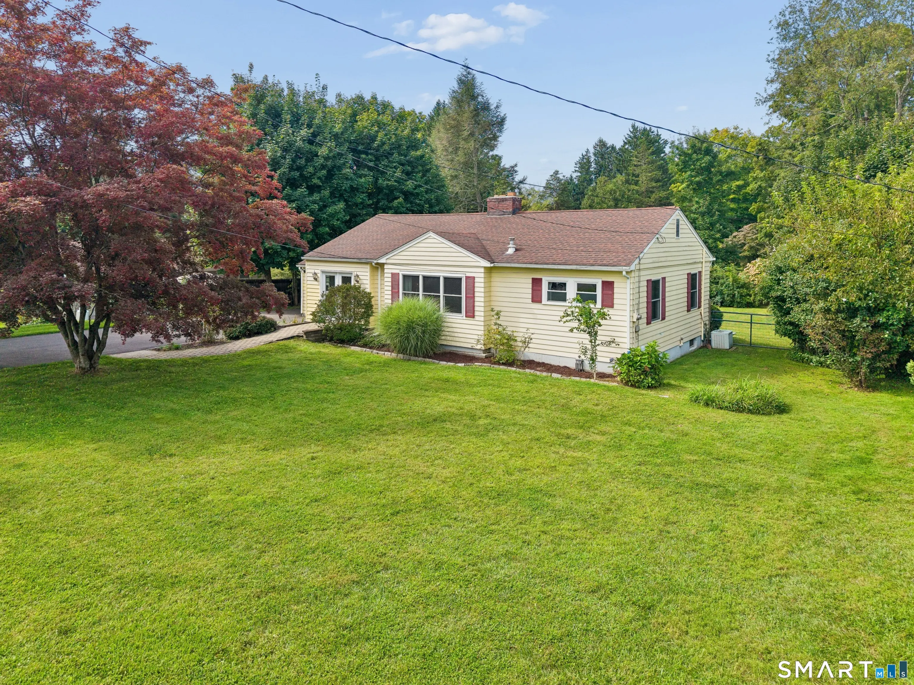 9 Hilltop View Lane, New Milford