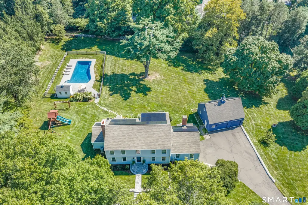 23 Jonathan Road, New Canaan