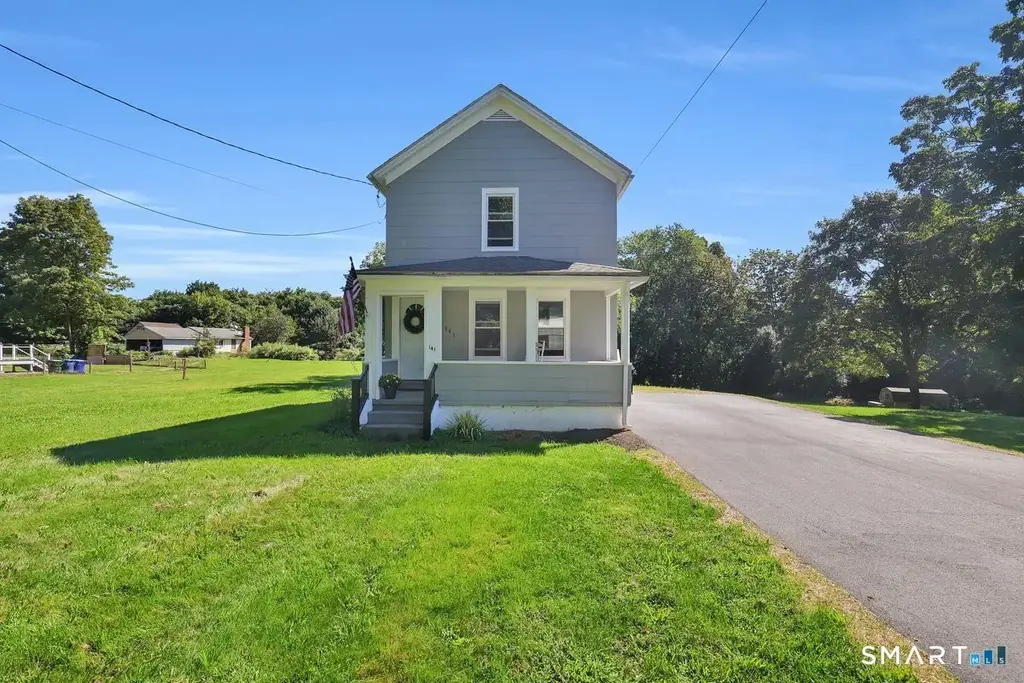 141 Bailey Avenue, Meriden