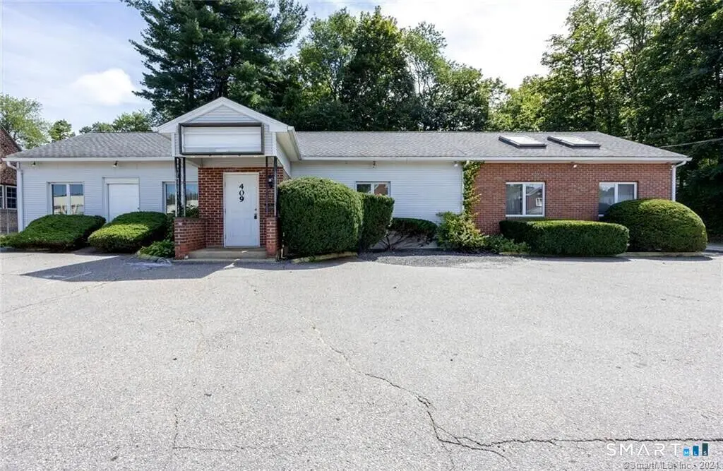 409 Oak Avenue 3, Torrington