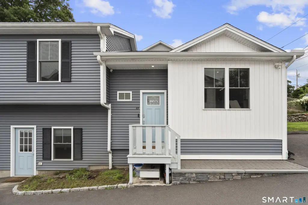 65 Sterling Street, Fairfield