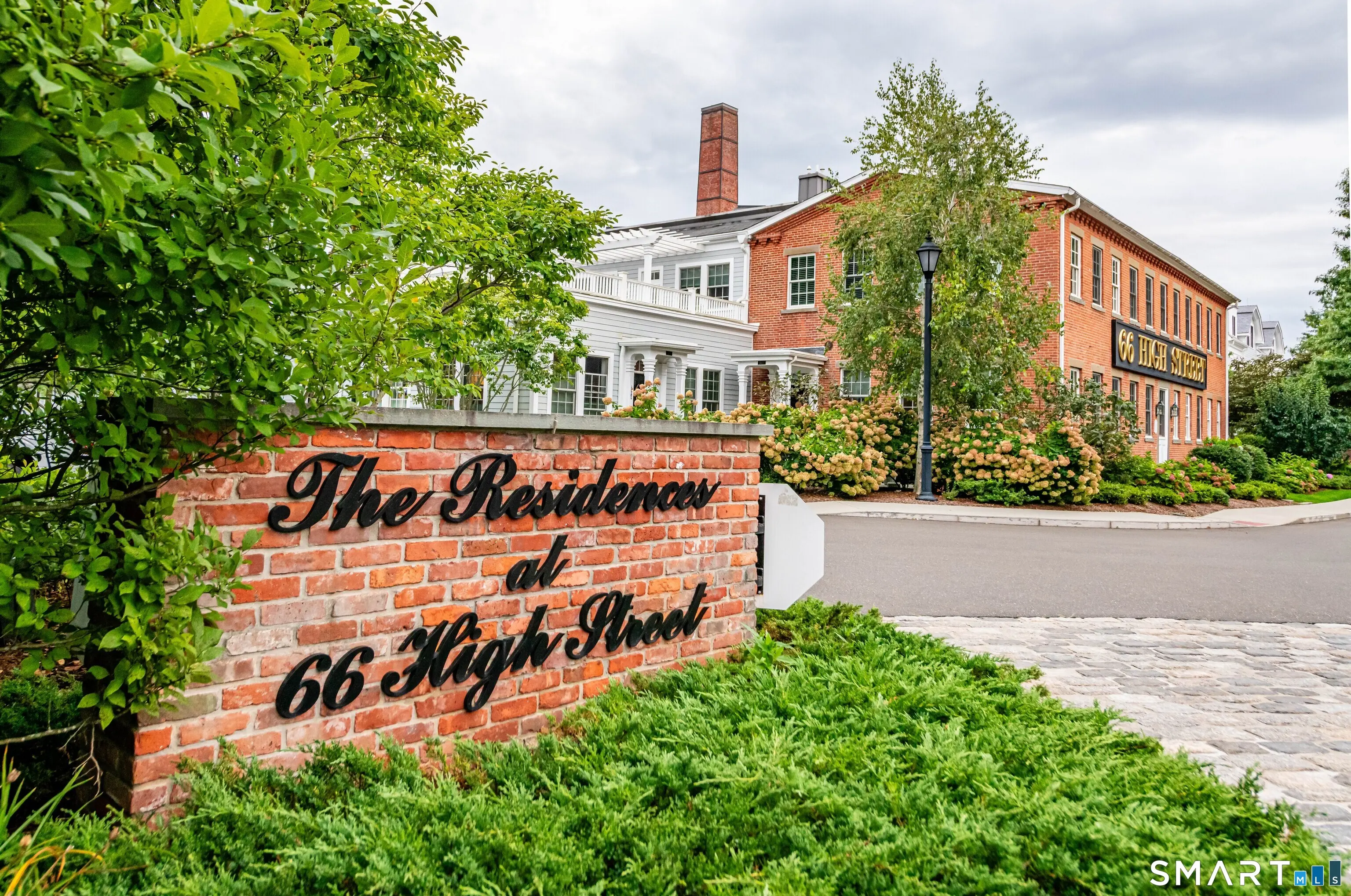 66 High Street 3, Guilford