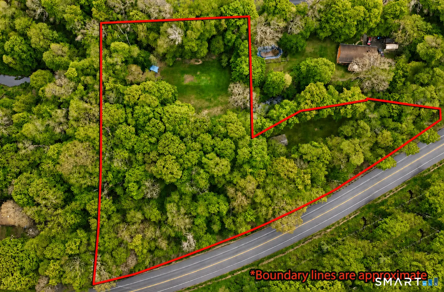 261 Litchfield Street, Thomaston