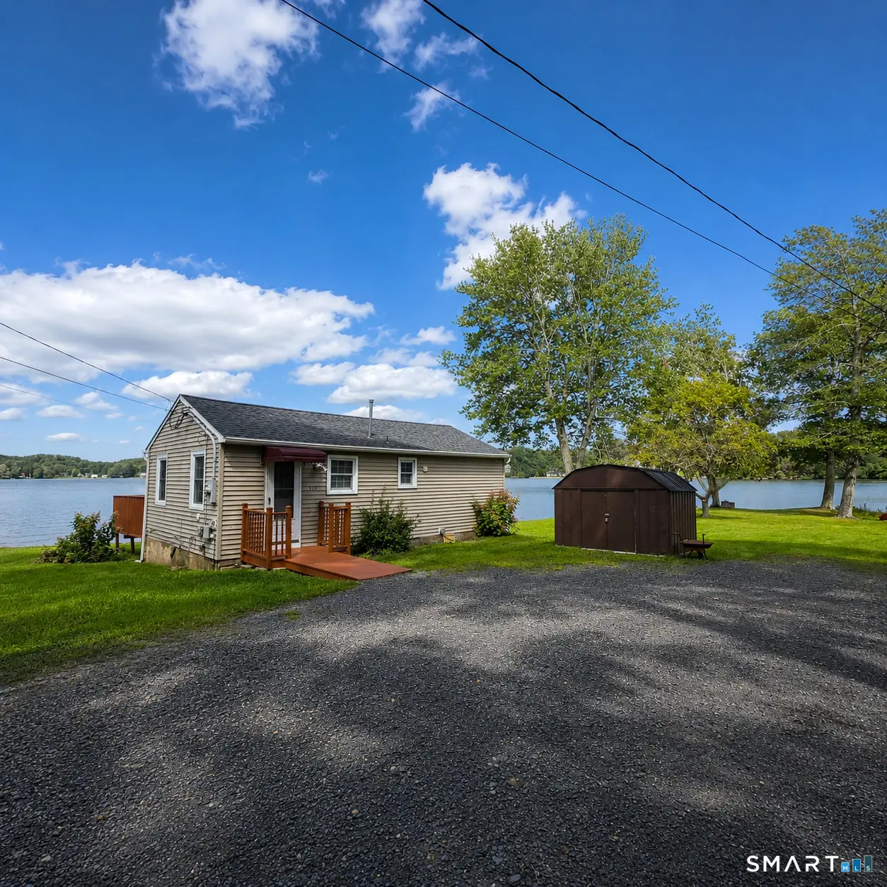 112 Mattabeseck Road, Middlefield