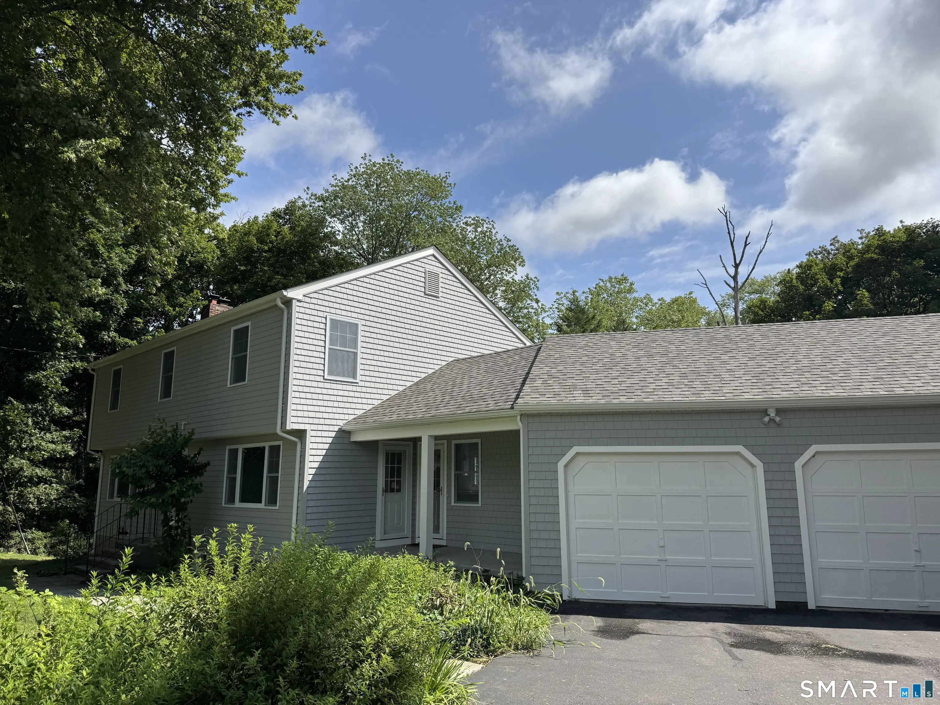 4672 Congress Street, Fairfield