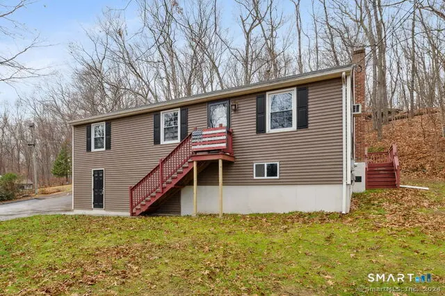 8 Auburn Trail, Coventry